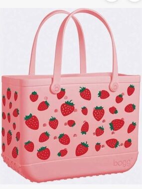 Strawberry Shortcake Bogg Bag 15”